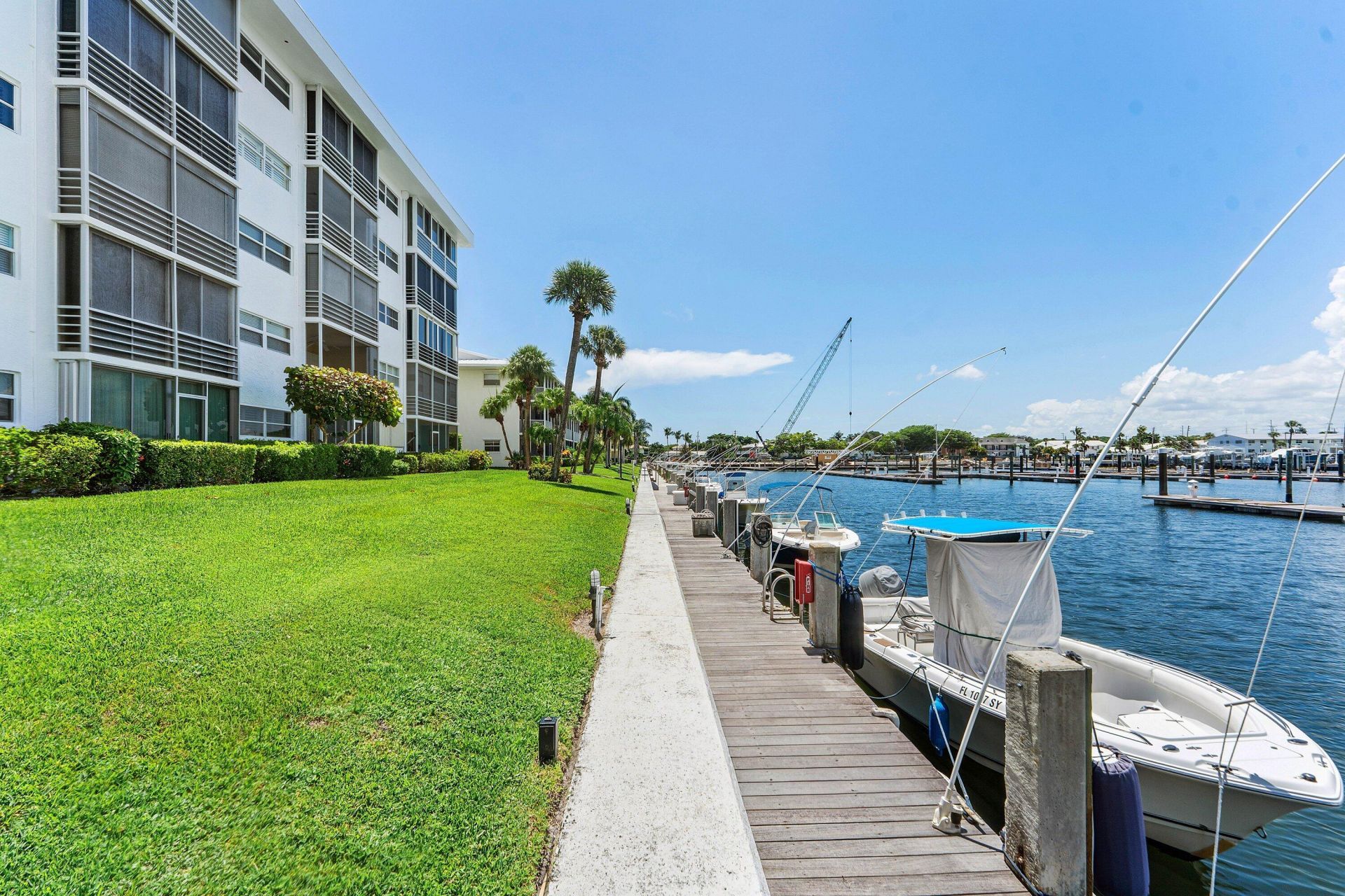 29 Yacht Club Drive, Unit 304, North Palm Beach, FL 33408 Photo