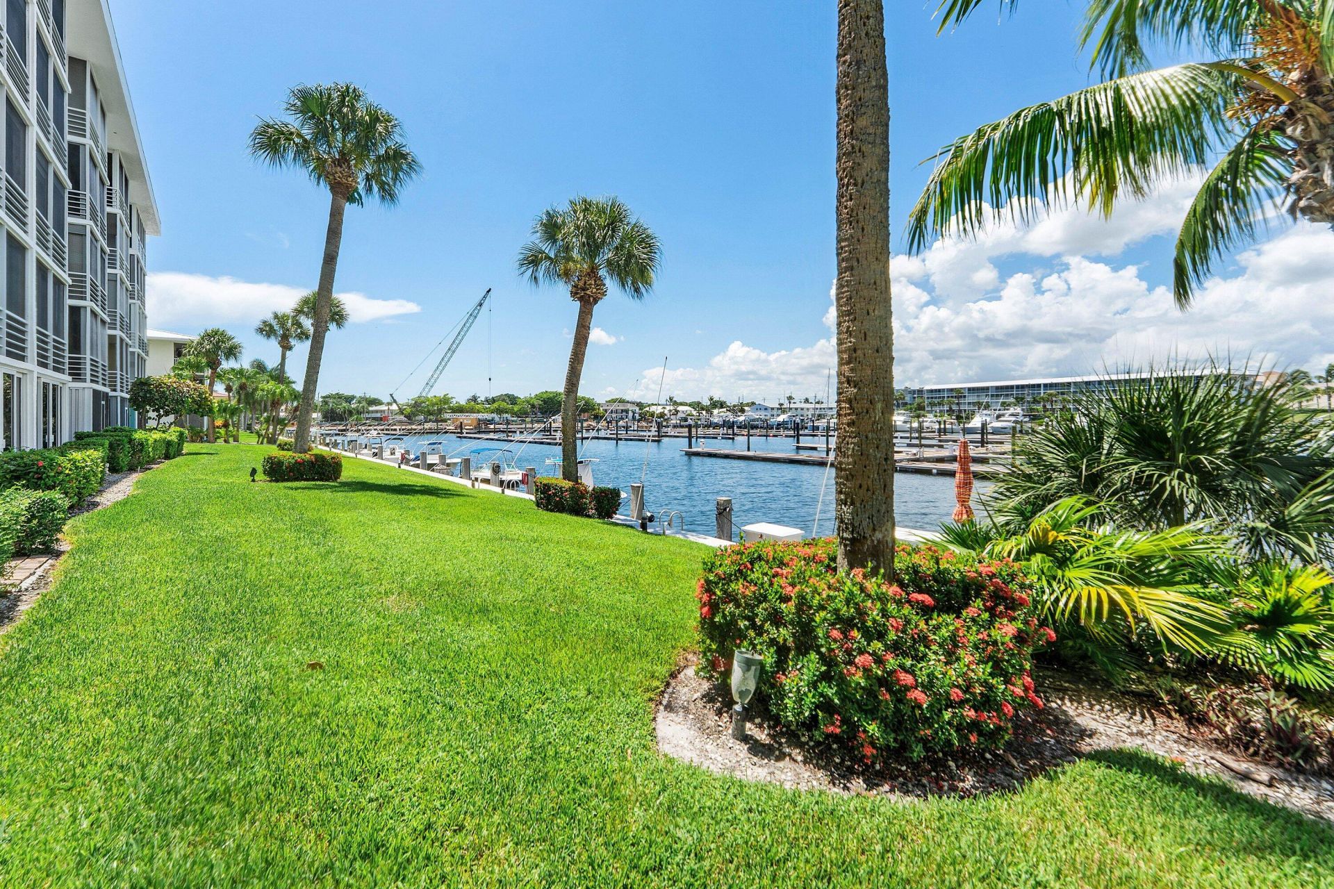 29 Yacht Club Drive, Unit 304, North Palm Beach, FL 33408 Photo