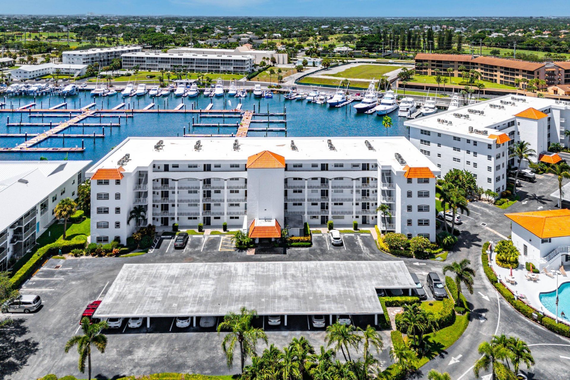 29 Yacht Club Drive, Unit 304, North Palm Beach, FL 33408 Photo