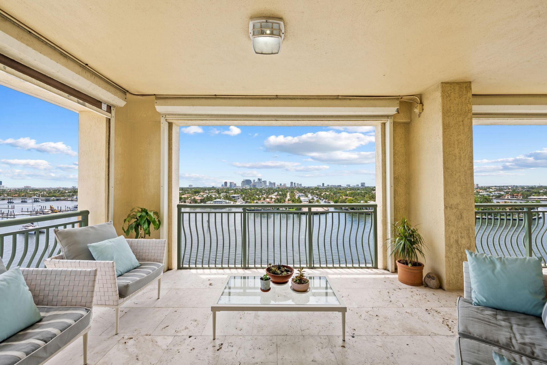 209 N Birch Road, Unit 1002, Fort Lauderdale, FL 33304 Photo