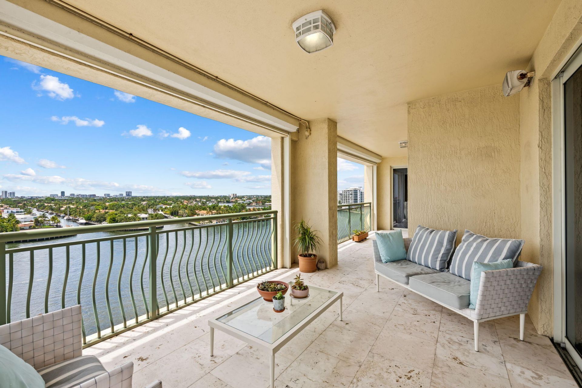 209 N Birch Road, Unit 1002, Fort Lauderdale, FL 33304 Photo