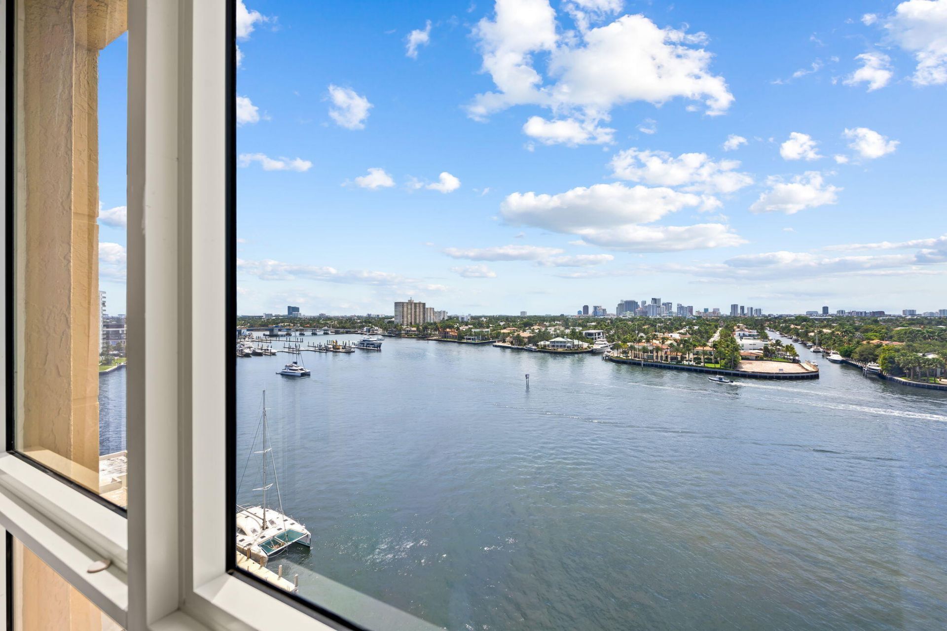 209 N Birch Road, Unit 1002, Fort Lauderdale, FL 33304 Photo