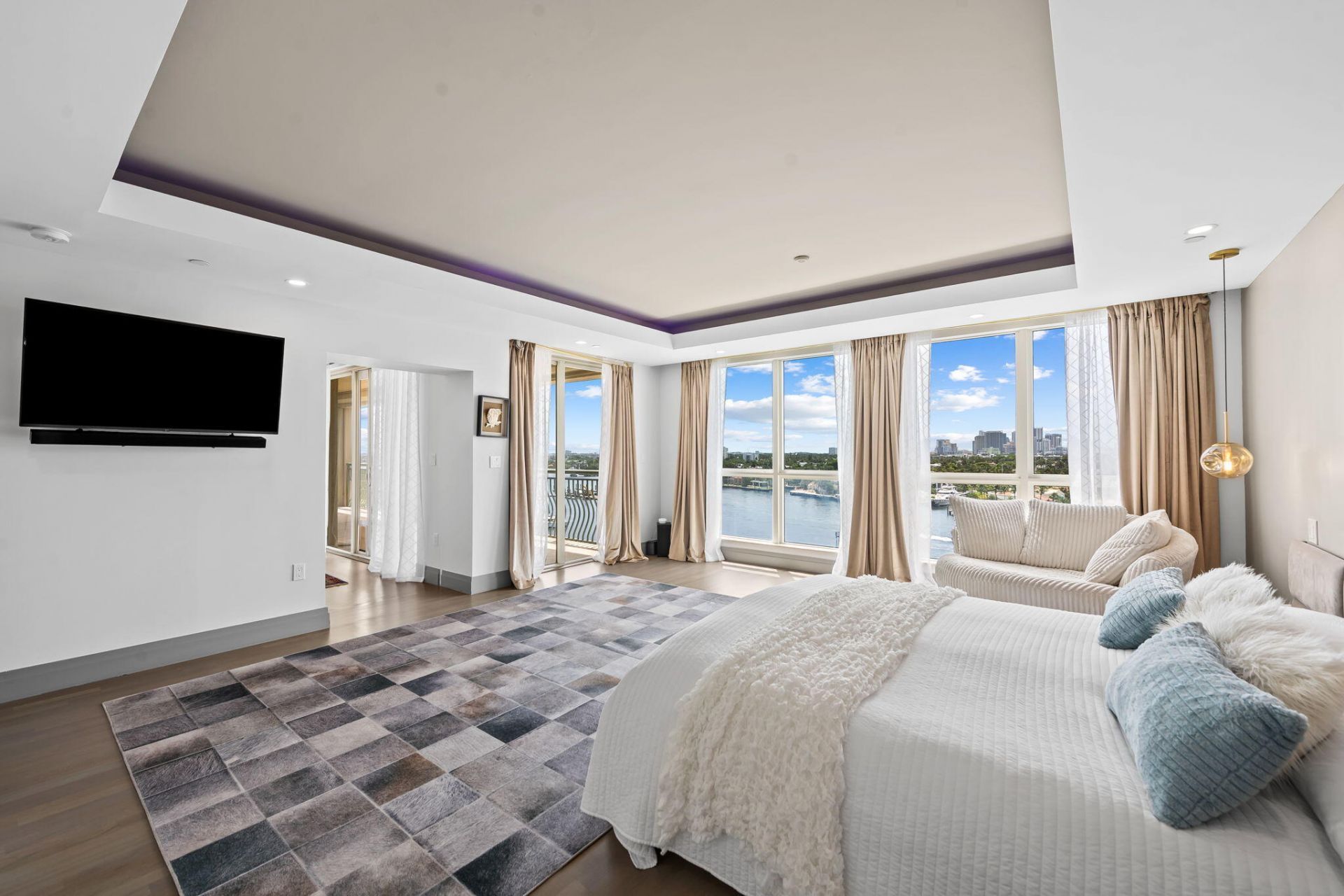209 N Birch Road, Unit 1002, Fort Lauderdale, FL 33304 Photo
