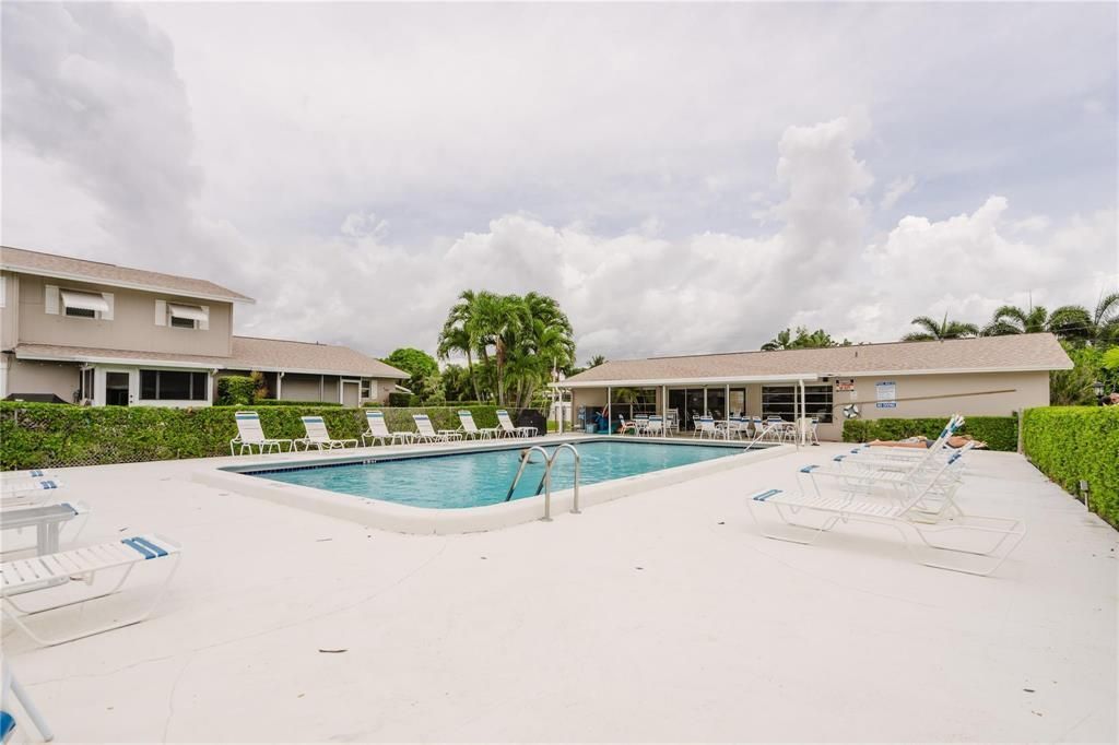 953 SE 10th Street, Unit 6D, Deerfield Beach, FL 33441 Photo