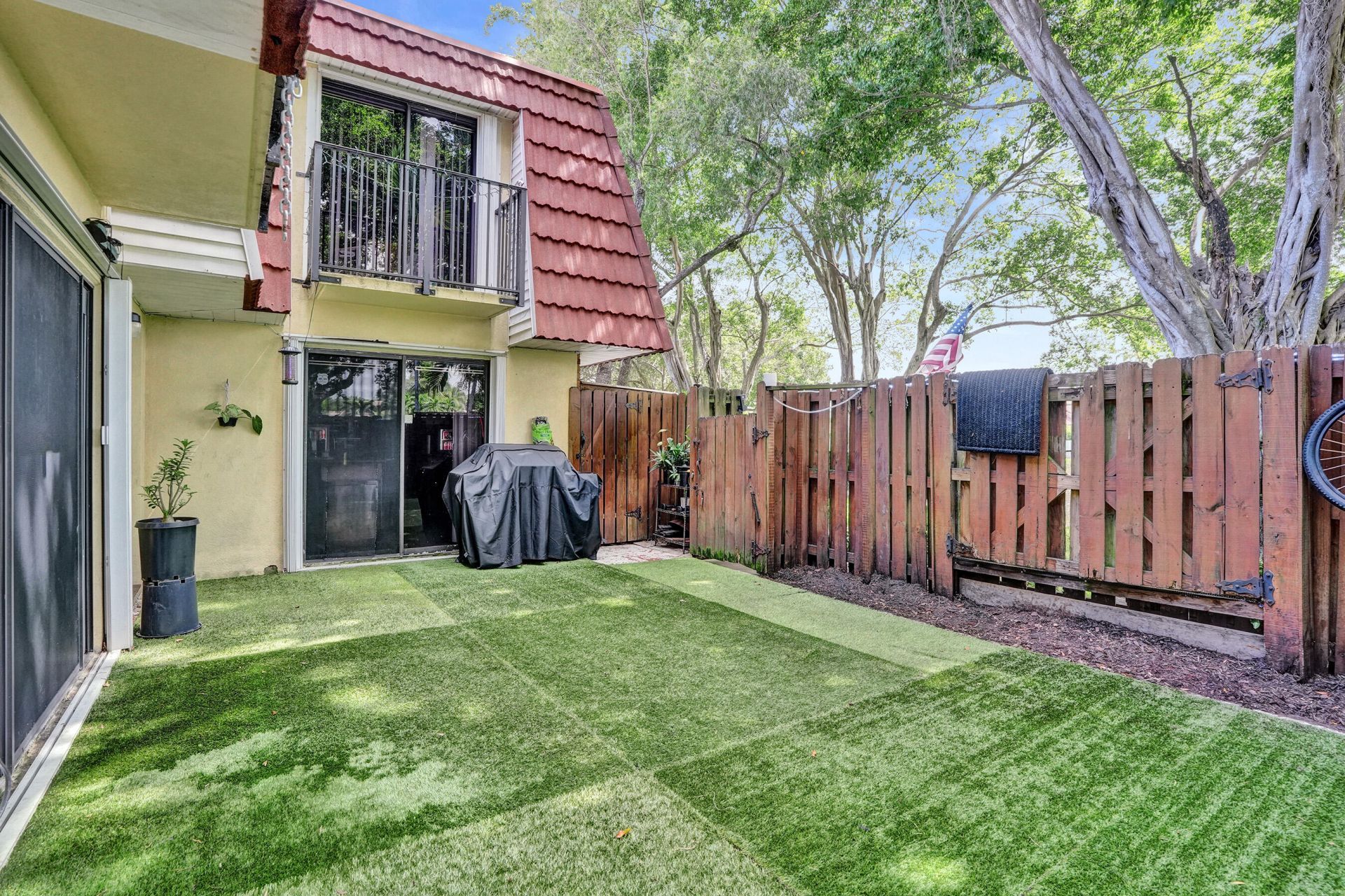 9993 NW 7th Street, Plantation, FL 33324 Photo