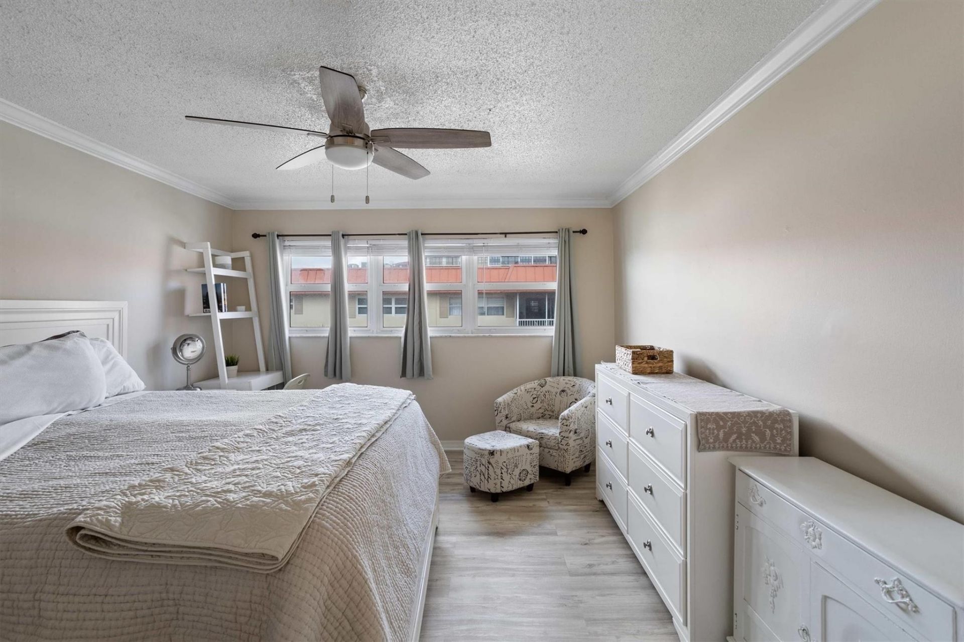 2097 S Ocean Drive, Unit 403, Hallandale Beach, FL 33009 Photo