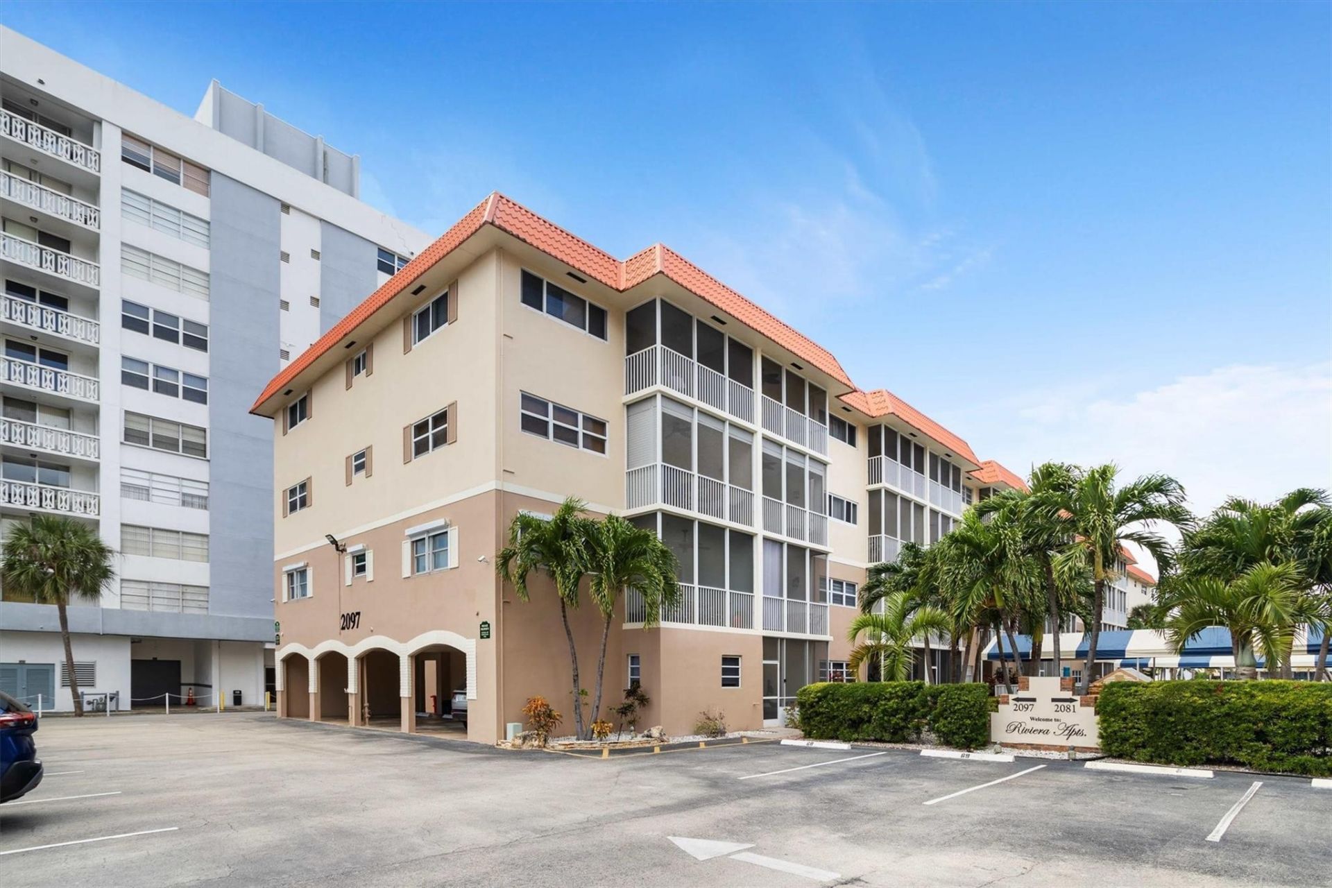 2097 S Ocean Drive, Unit 403, Hallandale Beach, FL 33009 Photo
