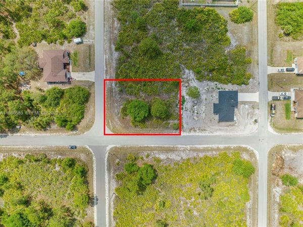 2700 39TH Street W, Lehigh Acres, FL 33971