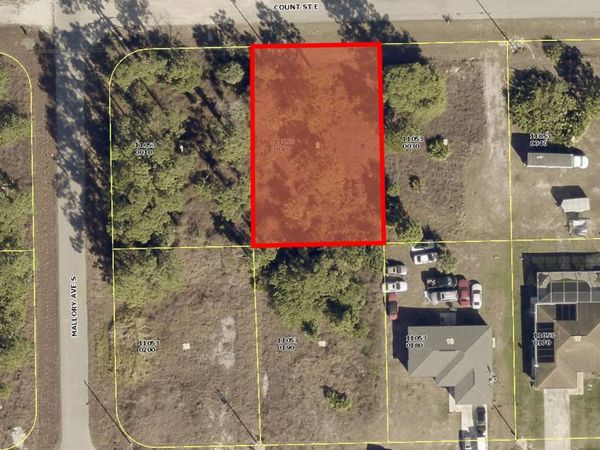 1236 COUNT Street E, Lehigh Acres, FL 33974
