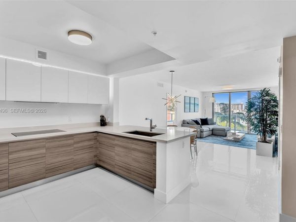 300 Sunny Isles Blvd, Unit 4-805, Sunny Isles Beach, FL 33160