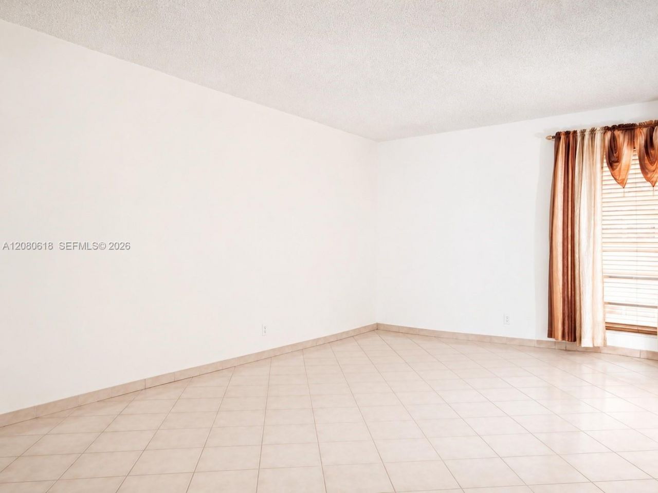 1850 W 56th St , Unit 2305, Hialeah, FL 33012 Photo
