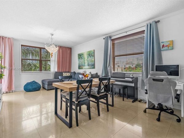 17150 N Bay Rd, Unit 2516, Sunny Isles Beach, FL 33160
