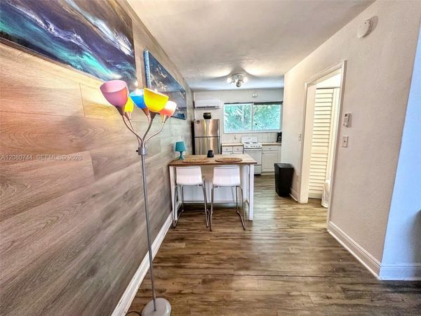 3071 SW 27th Ave , Unit 19, Miami, FL 33133