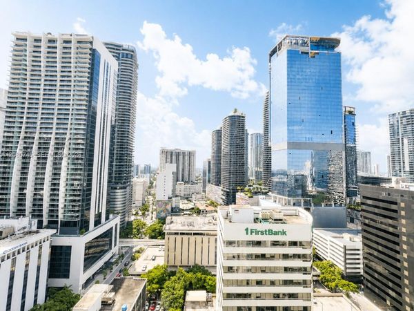 951 Brickell Ave , Unit 2407, Miami, FL 33131