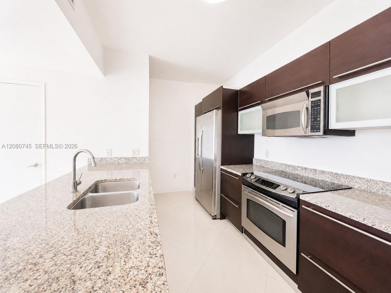 951 Brickell Ave , Unit 2407, Miami, FL 33131 Photo