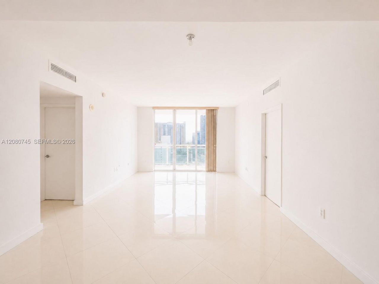 951 Brickell Ave , Unit 2407, Miami, FL 33131 Photo