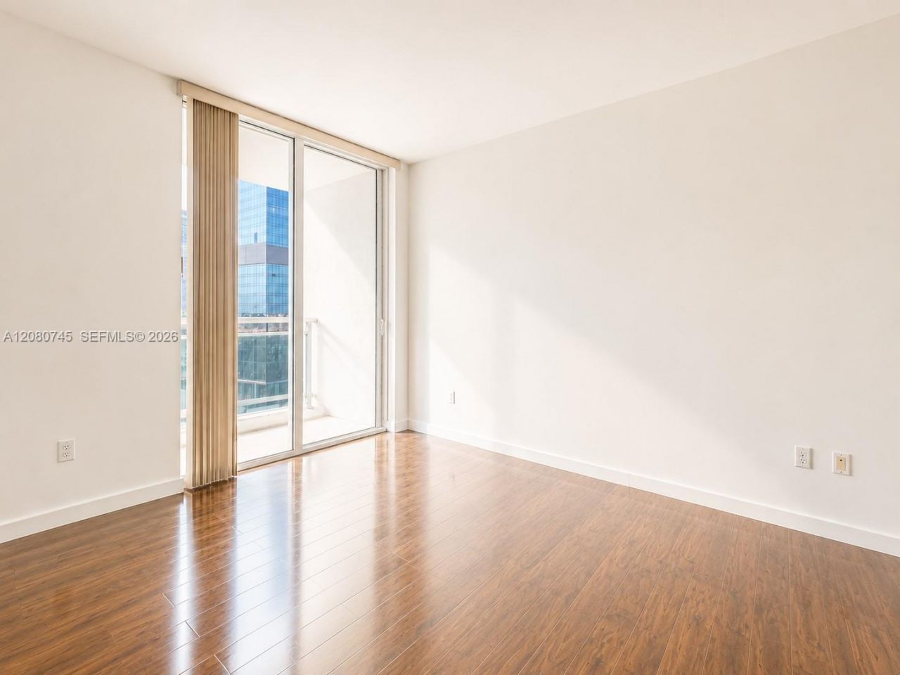 951 Brickell Ave , Unit 2407, Miami, FL 33131 Photo