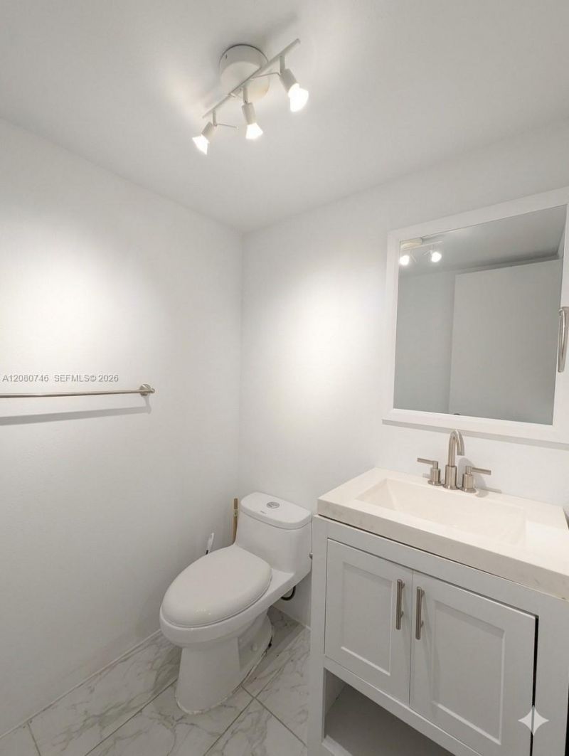 1311 SW 124th Ct , Unit 17-E, Miami, FL 33184 Photo