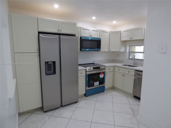 361 S Hollybrook Dr , Unit 302, Pembroke Pines, FL 33025