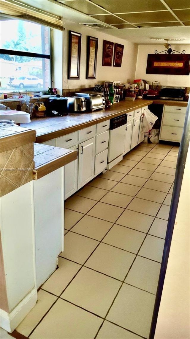 3851 SW 59th Ter, Davie, FL 33314 Photo