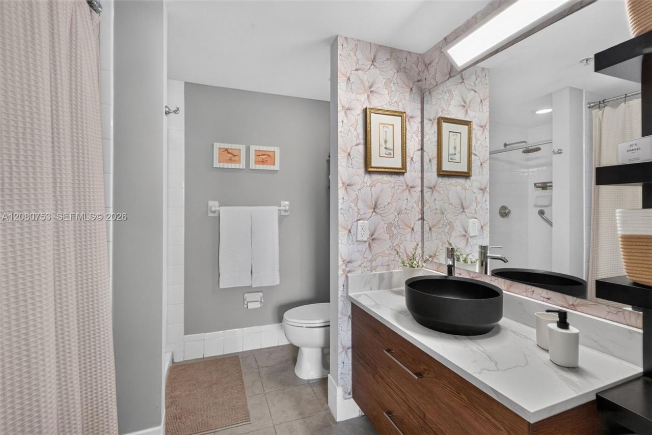 1627 SW 37th Ave, Unit 502, Miami, FL 33145 Photo