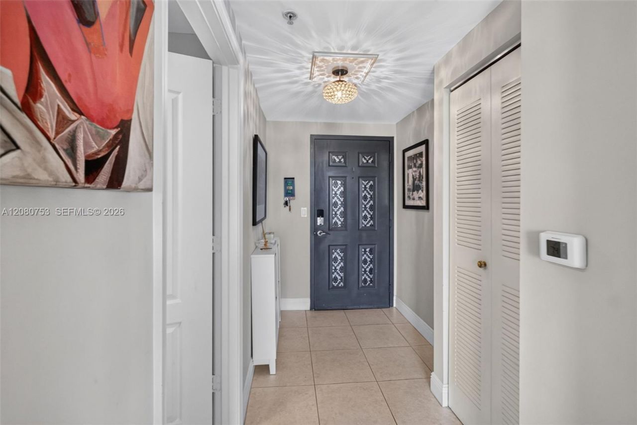 1627 SW 37th Ave, Unit 502, Miami, FL 33145 Photo