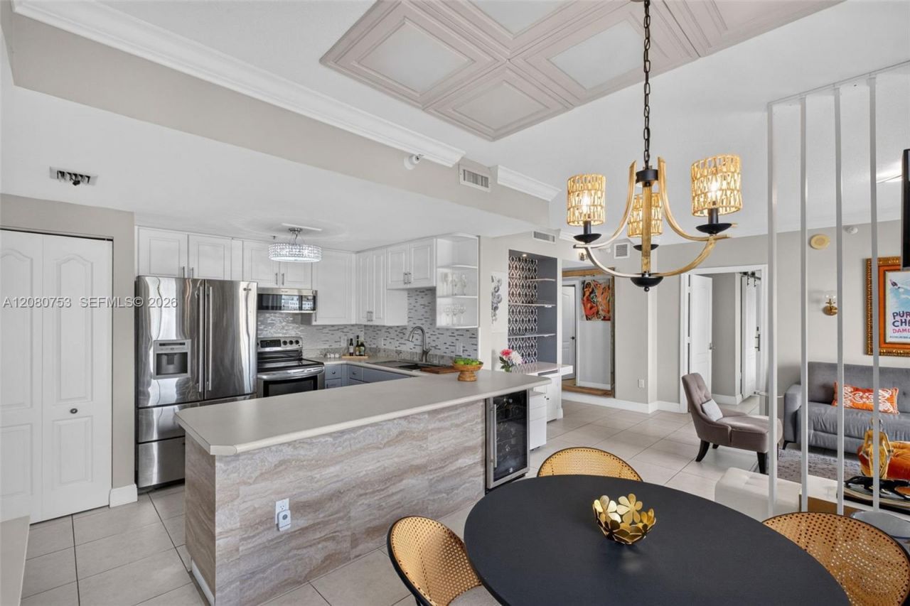 1627 SW 37th Ave, Unit 502, Miami, FL 33145 Photo
