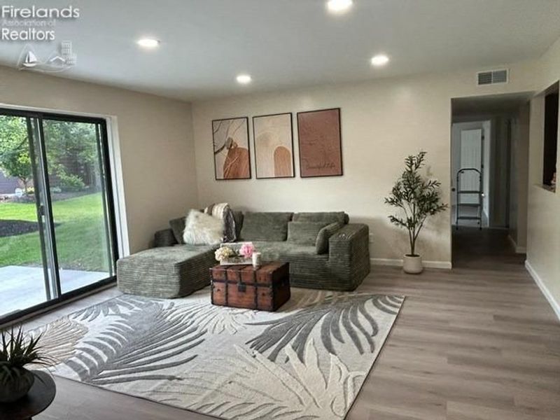 105 River Bend Dr, Unit 4, Norwalk, OH 44857 Photo 6