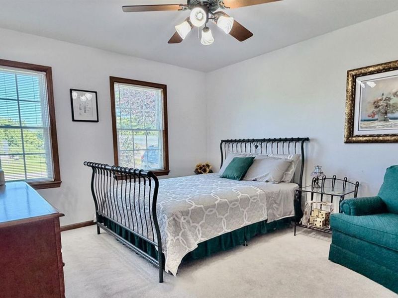404 Sweet Valley Lane, Kelleys Island, OH 43438 Photo 12