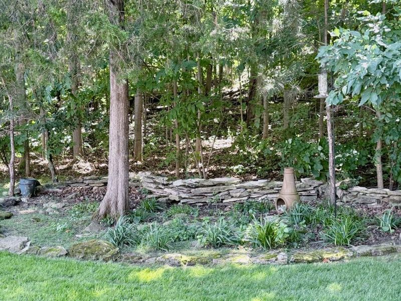 404 Sweet Valley Lane, Kelleys Island, OH 43438 Photo 7