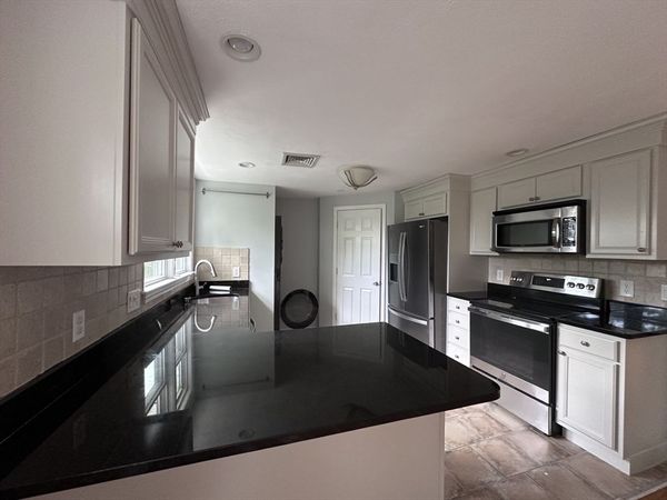 216 Palfrey St, Unit 216, Watertown, MA 02472
