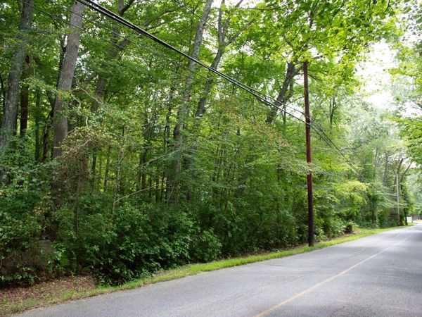 184 Bayview Ave, Berkley, MA 02779