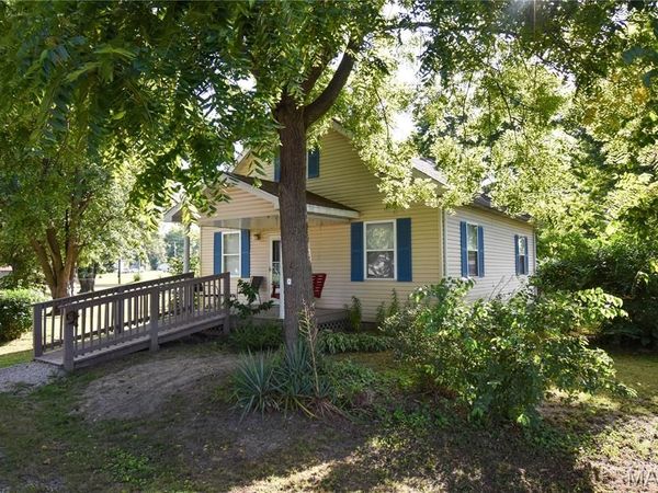 101 Mor Street , Wilsonville, IL 62093