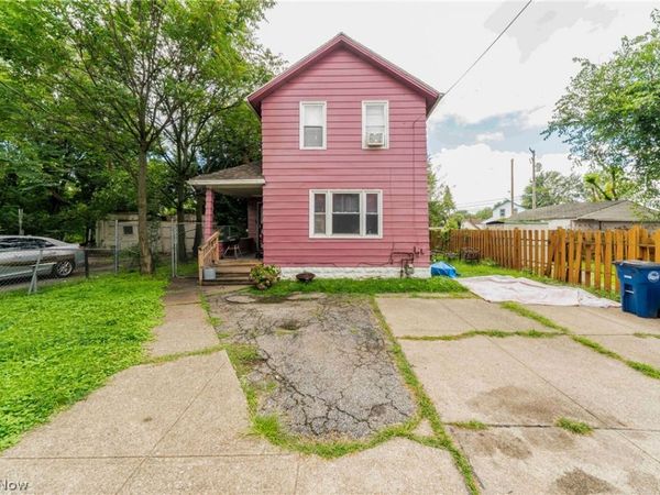 7426 Spafford Road , Cleveland, OH 44105