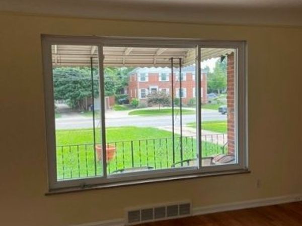 3470 Warren Road , Cleveland, OH 44111