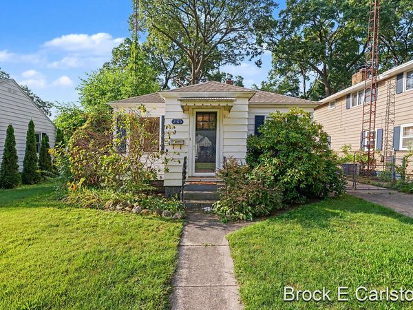 2315 Harding Avenue, Muskegon, MI 49441