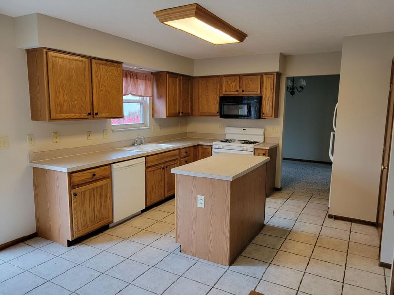 2843 Minuteman Court , Powell, OH 43065 Photo 10