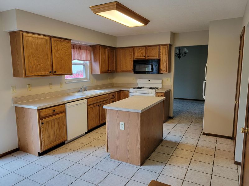 2843 Minuteman Court , Powell, OH 43065 Photo 12