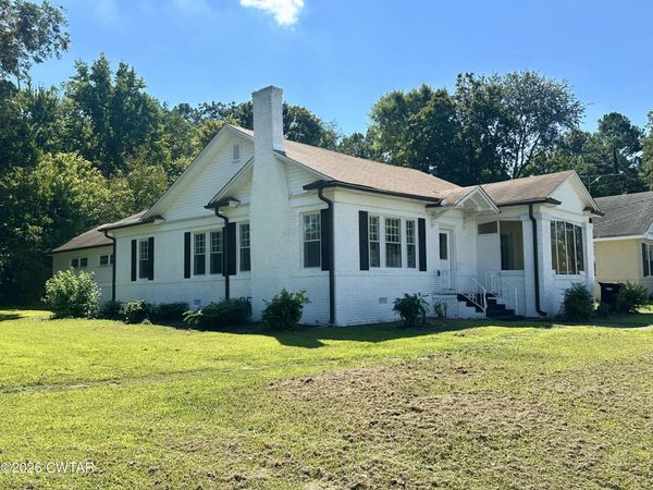 510 N 18th Avenue , Humboldt, TN 38343