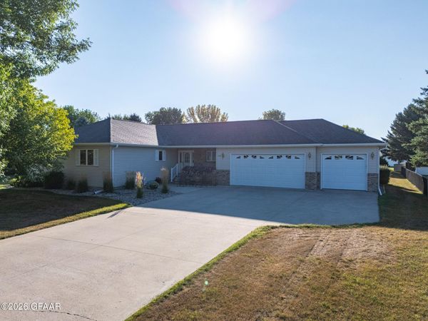 1604 ALEXANDER Avenue , Crookston, MN 56716
