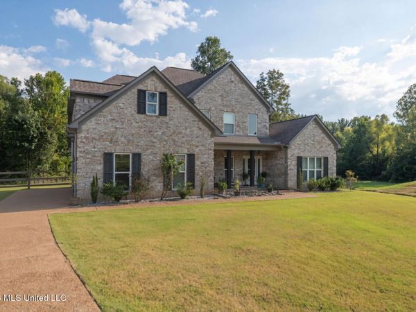 9653 Trenton Trail, Olive Branch, MS 38654