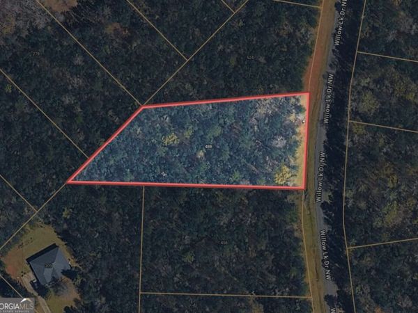 488 Willow Lake Drive, Milledgeville, GA 31061