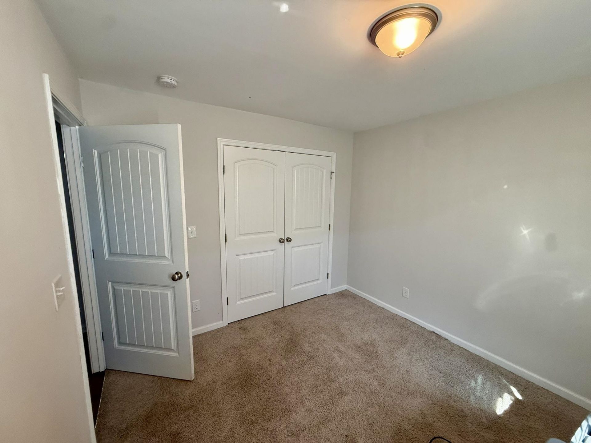 142 Desurrency Ct.  Photo 6