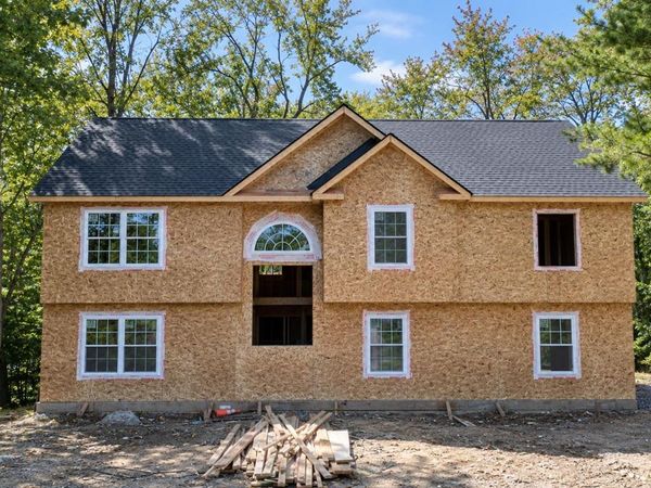 24 Deer Run Road , Poughkeepsie, NY 12603