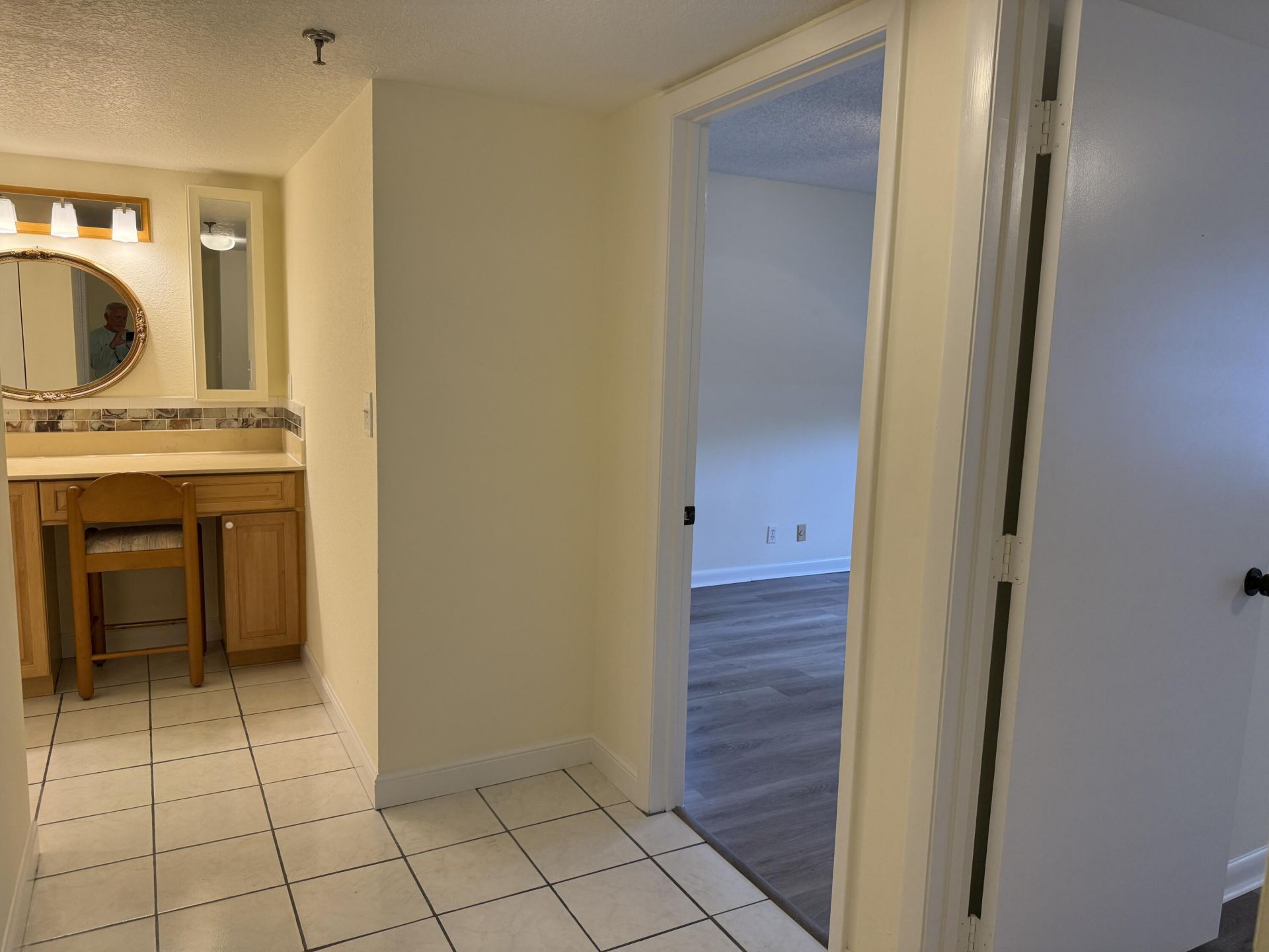 7030 Half Moon Circle, Unit 121, Hypoluxo, FL 33462 Photo