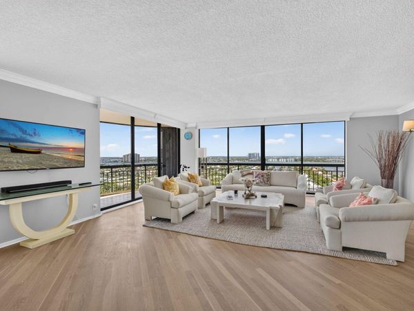 4100 N OCEAN Drive, Unit 1904, Singer Island, FL 33404