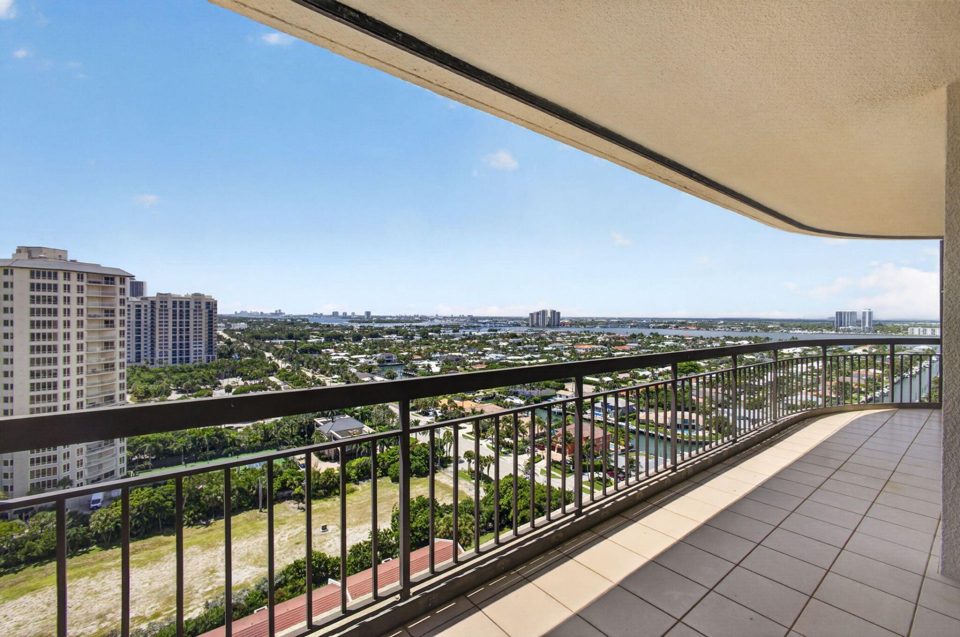 4100 N Ocean Drive, Unit 1904, Singer Island, FL 33404 Photo