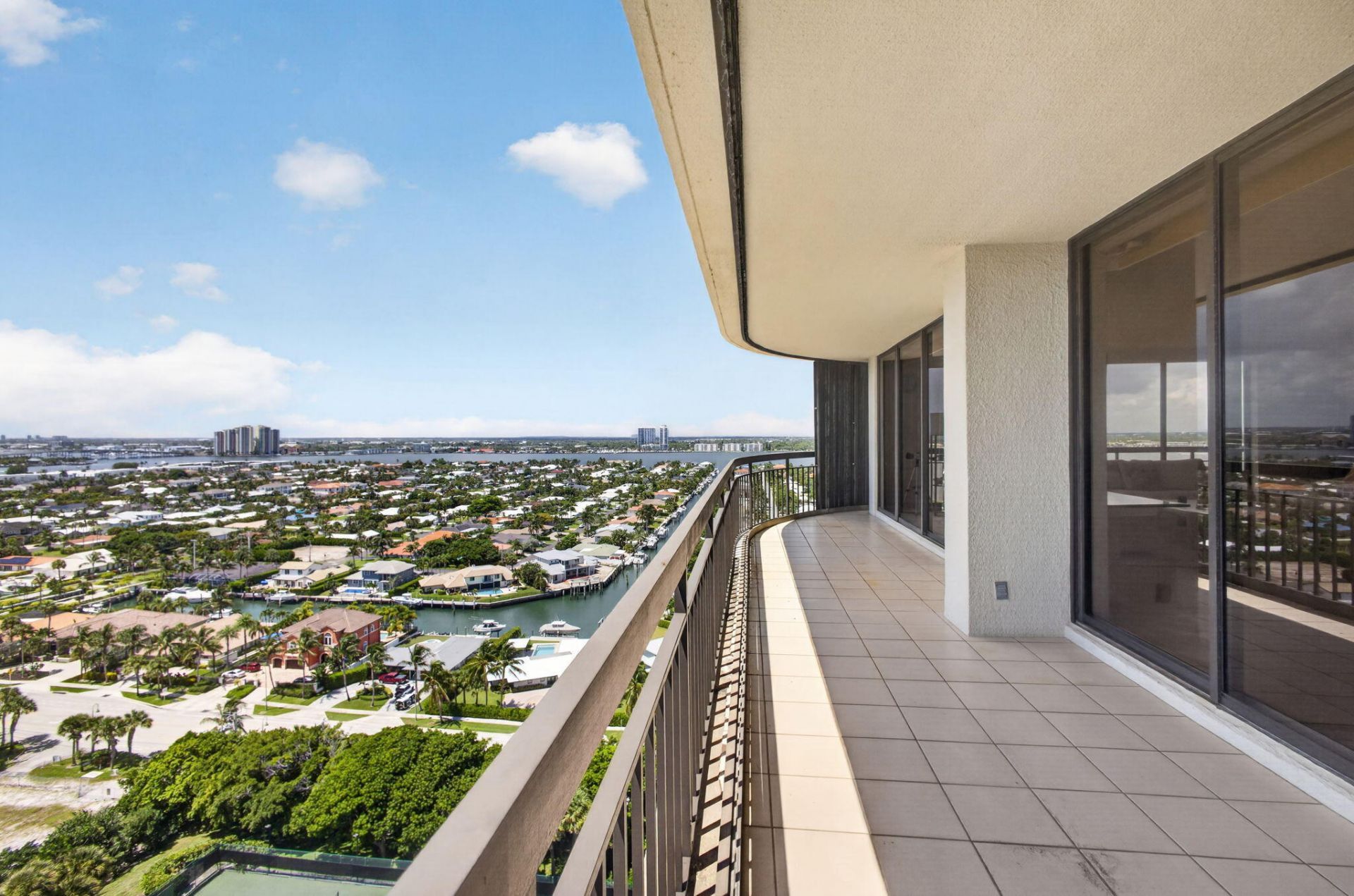 4100 N Ocean Drive, Unit 1904, Singer Island, FL 33404 Photo