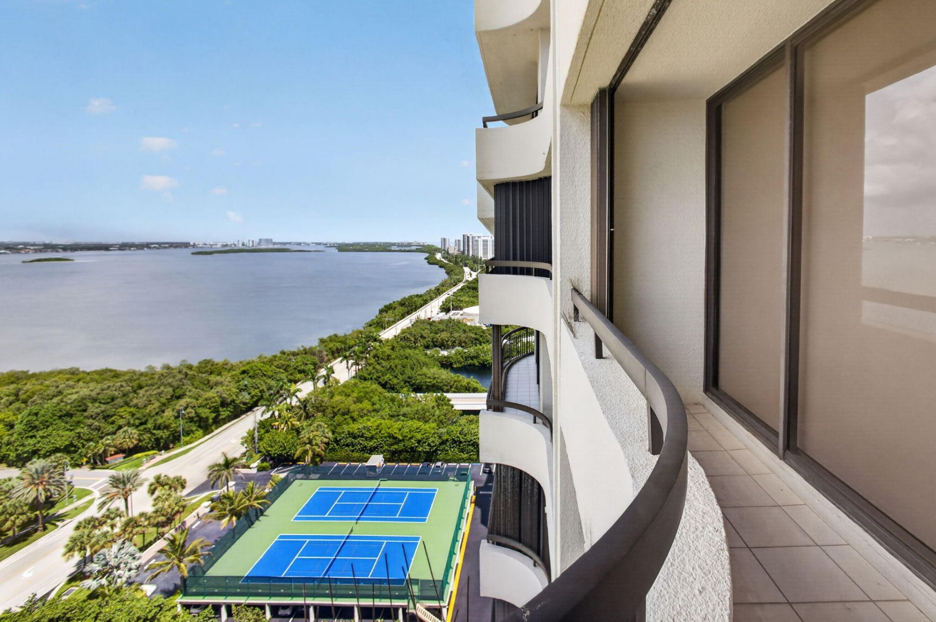 4100 N Ocean Drive, Unit 1904, Singer Island, FL 33404 Photo