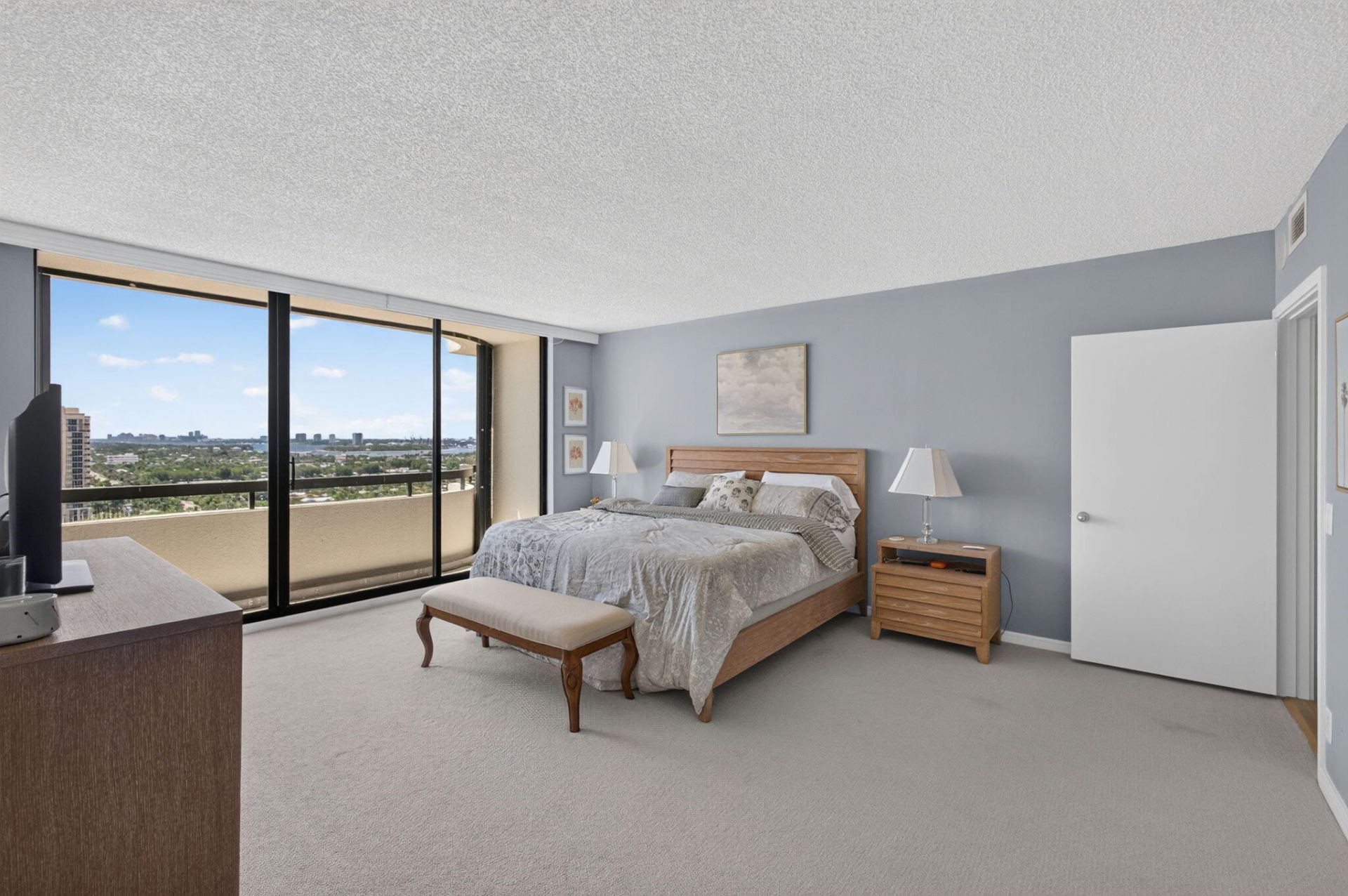 4100 N Ocean Drive, Unit 1904, Singer Island, FL 33404 Photo
